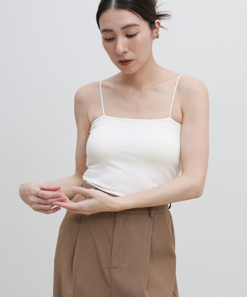 select MOCA(セレクトモカ)の「【機能素材】カップ付きドライタッチベアキャミソール(キャミソール・レディース・オフホワイト/ブラック・SMALL/MEDIUM/LARGE)」の7枚目の写真