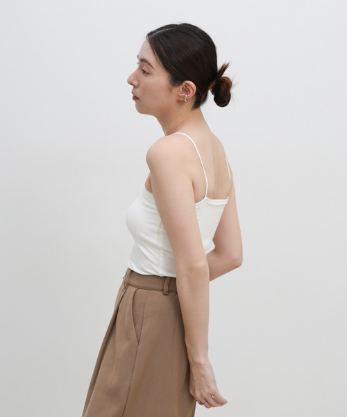 select MOCA(セレクトモカ)の「【機能素材】カップ付きドライタッチベアキャミソール(キャミソール・レディース・オフホワイト/ブラック・SMALL/MEDIUM/LARGE)」の9枚目の写真