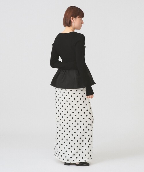 Ray BEAMS（レイビームス）の「リブ ギャザー キリカエ クルーネック トップス（ニット/セーター・レディース・ブラック/オフホワイト・ONE SIZE）」の9枚目の写真