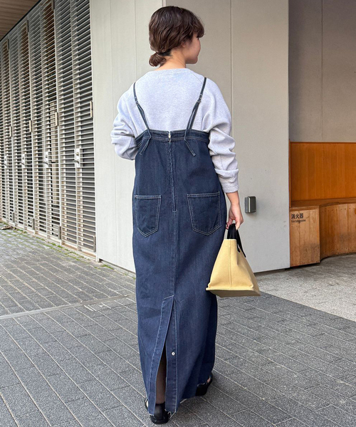 SLOBE IENA(スローブイエナ)の「LEDENIM ナローフレアデニムジャンパースカート(ワンピース・レディース・ブラック/ネイビー・36/38)」の17枚目の写真