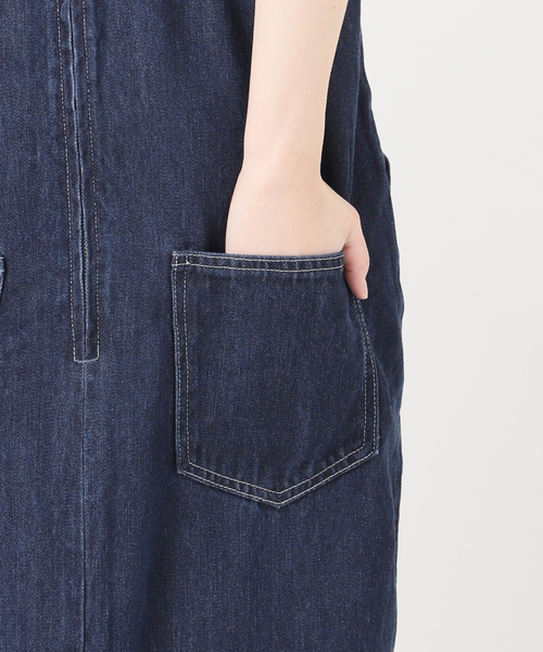 SLOBE IENA(スローブイエナ)の「LEDENIM ナローフレアデニムジャンパースカート(ワンピース・レディース・ブラック/ネイビー・36/38)」の6枚目の写真
