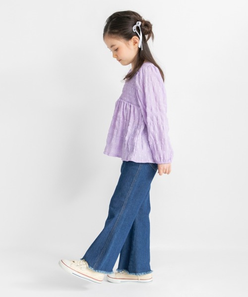 BRANSHES（ブランシェス）の「裾フリンジフレアデニムパンツ（デニムパンツ・キッズ・ネイビー/チャコールグレー/ブルー・150/130/110/100/90/140/120）」の21枚目の写真