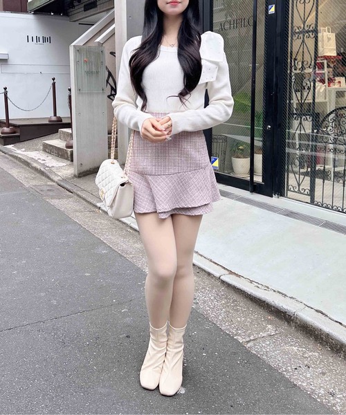 INGNI(イング)の「ワンショルビジュー付肩リボンニット(ニット/セーター・レディース・オフホワイト/ブラック/グレー・M)」の9枚目の写真