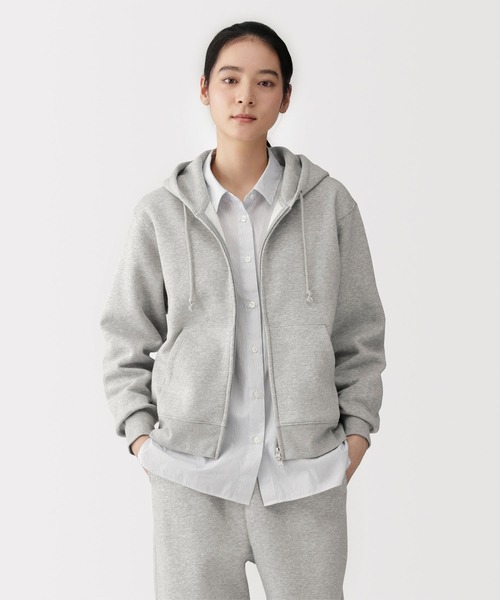無印良品（ムジルシリョウヒン）の「婦人　スウェットフルジップパーカ（パーカー・レディース・ブラック/オフホワイト/グレー/ダークグレー・S/M/L/XL）」の3枚目の写真