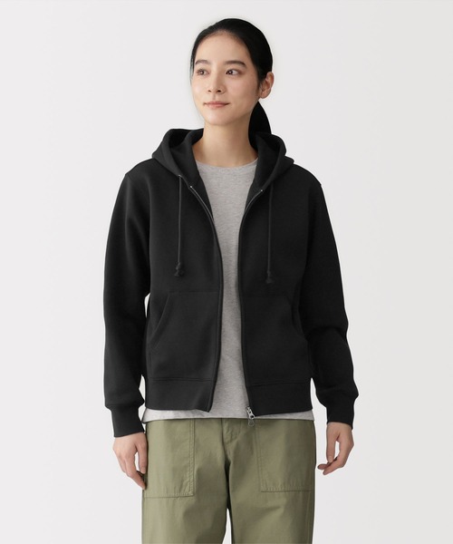 無印良品（ムジルシリョウヒン）の「婦人　スウェットフルジップパーカ（パーカー・レディース・ブラック/オフホワイト/グレー/ダークグレー・S/M/L/XL）」の2枚目の写真