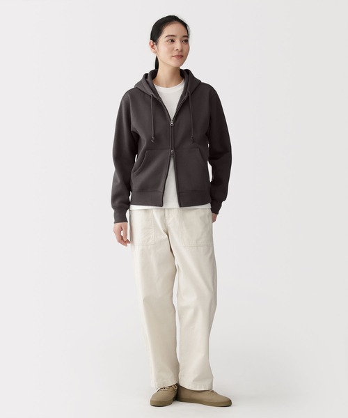 無印良品（ムジルシリョウヒン）の「婦人　スウェットフルジップパーカ（パーカー・レディース・ブラック/オフホワイト/グレー/ダークグレー・S/M/L/XL）」の14枚目の写真