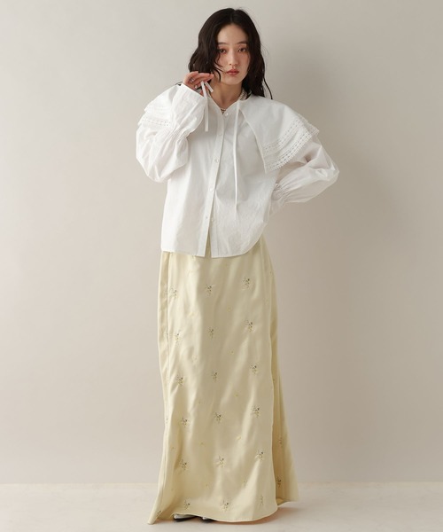 RAGEBLUE（レイジブルー）の「フラワー刺繍サテンロングスカート（スカート・レディース・イエロー/ブラック・FREE）」の14枚目の写真