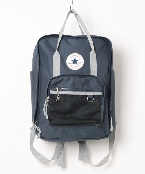 CONVERSE(コンバース)の「【CONVERSE】CV RETRO SCHOOL BACKPACK / コンバース アンクルパッチロゴ バックパック(バックパック/リュック・メンズ・レッド/ピンク/ネイビー/ブラック/グリーン/パープル・FREE)」の3枚目の写真