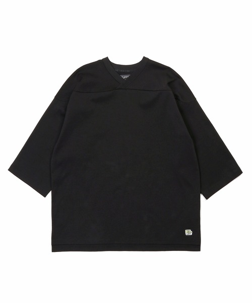 The DUFFER of ST.GEORGE(ザダファーオブセントジョージ)の「〔BLACK LABEL〕SORONA PONTE FOOTBALL V-NECK TEE:ソロナブレンド ポンチ フットボール VネックTEE(Tシャツ/カットソー・メンズ・グレー/ホワイト/ブラック・X-LARGE/LARGE/MEDIUM)」の20枚目の写真