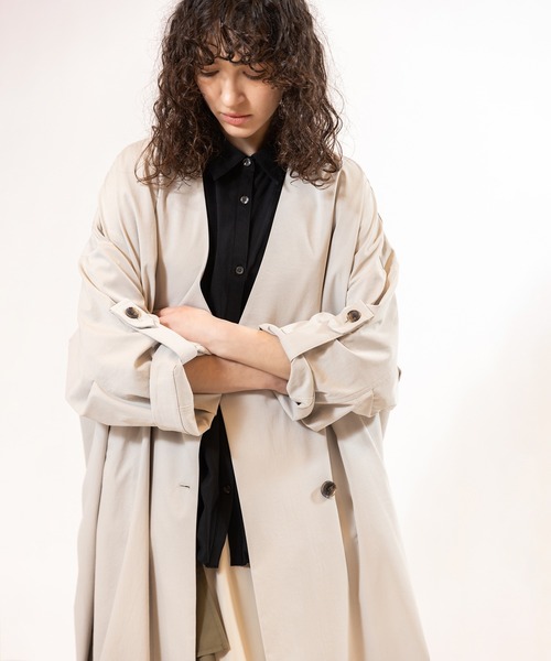 OSMOSIS（オズモーシス）の「ダブルブレストビッグコート（その他アウター・レディース・チャコール/カーキ/ライトベージュ・ONE SIZE）」の20枚目の写真