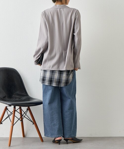 Jena espace merveilleux（ジェナ　エスパスメルヴェイユ）の「【WEB限定/軽やかに羽織れる】メッシュダブルボタンジャケット（テーラードジャケット・レディース・ネイビー/ベージュ/グレー・FREE）」の9枚目の写真