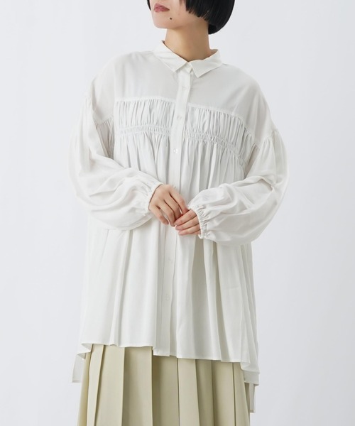 LUCA/LADY LUCK LUCA（ルカ/レディラックルカ）の「LC/LLL 衿付きデザインシャーリングチュニック/シャーリングチュニックシャツ（シャツ/ブラウス・レディース・ブラック/オフホワイト・FREE）」の9枚目の写真