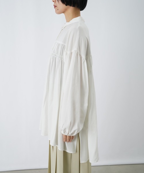 LUCA/LADY LUCK LUCA（ルカ/レディラックルカ）の「LC/LLL 衿付きデザインシャーリングチュニック/シャーリングチュニックシャツ（シャツ/ブラウス・レディース・ブラック/オフホワイト・FREE）」の16枚目の写真
