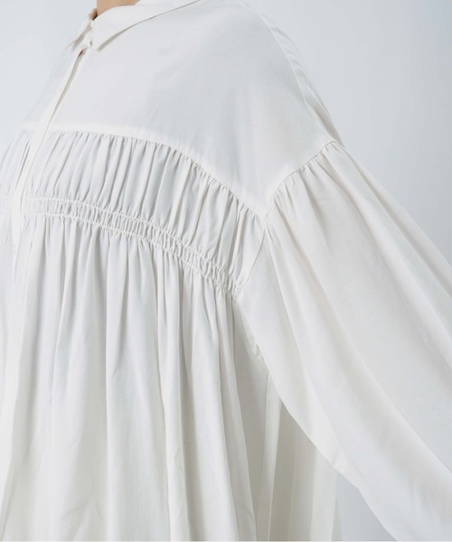 LUCA/LADY LUCK LUCA（ルカ/レディラックルカ）の「LC/LLL 衿付きデザインシャーリングチュニック/シャーリングチュニックシャツ（シャツ/ブラウス・レディース・ブラック/オフホワイト・FREE）」の19枚目の写真