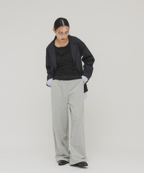 KBF（ケイビーエフ）の「レイヤードヘンリーネックTEE（Tシャツ/カットソー・レディース・ブラック/ベージュ系その他/オフホワイト・ONE）」の17枚目の写真