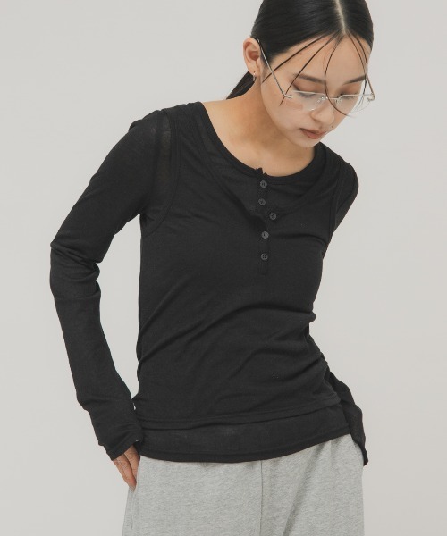 KBF（ケイビーエフ）の「レイヤードヘンリーネックTEE（Tシャツ/カットソー・レディース・ブラック/ベージュ系その他/オフホワイト・ONE）」の18枚目の写真