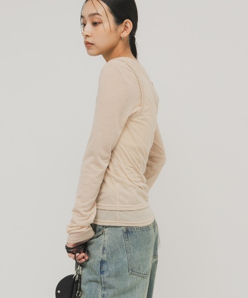 KBF（ケイビーエフ）の「レイヤードヘンリーネックTEE（Tシャツ/カットソー・レディース・ブラック/ベージュ系その他/オフホワイト・ONE）」の21枚目の写真