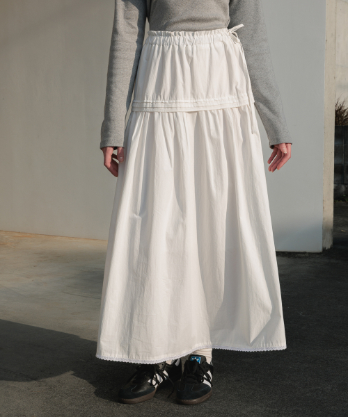 DEHEVE（デヘヴェ）の「Ruffle Long Skirt [Ivory]（スカート・レディース・アイボリー・FREE）」の11枚目の写真