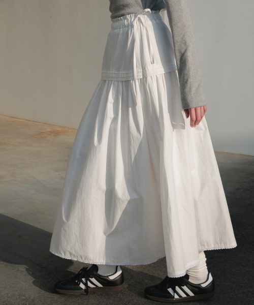 DEHEVE（デヘヴェ）の「Ruffle Long Skirt [Ivory]（スカート・レディース・アイボリー・FREE）」の5枚目の写真