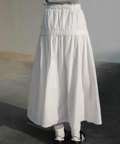 DEHEVE（デヘヴェ）の「Ruffle Long Skirt [Ivory]（スカート・レディース・アイボリー・FREE）」の4枚目の写真