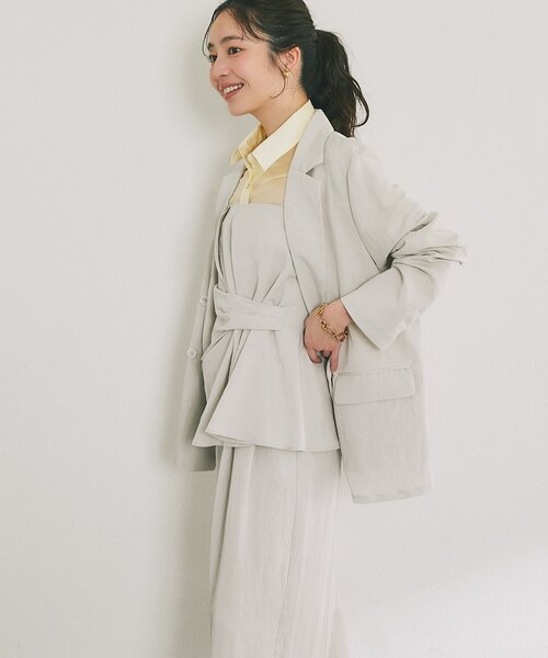 La boutique BonBon（ラブティックボンボン）の「【セットアップ可・女っぽカジュアル】キュプラ混ジャケット（テーラードジャケット・レディース・ピンク/ライトグレー・FREE）」の4枚目の写真