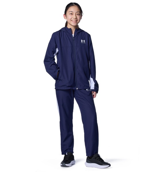 UNDER ARMOUR(アンダーアーマー)の「アンダーアーマー UAライバル ウーブン ジャケット(ナイロンジャケット・キッズ・グレー/ネイビー・130cm/140cm/150cm/160cm)」の4枚目の写真