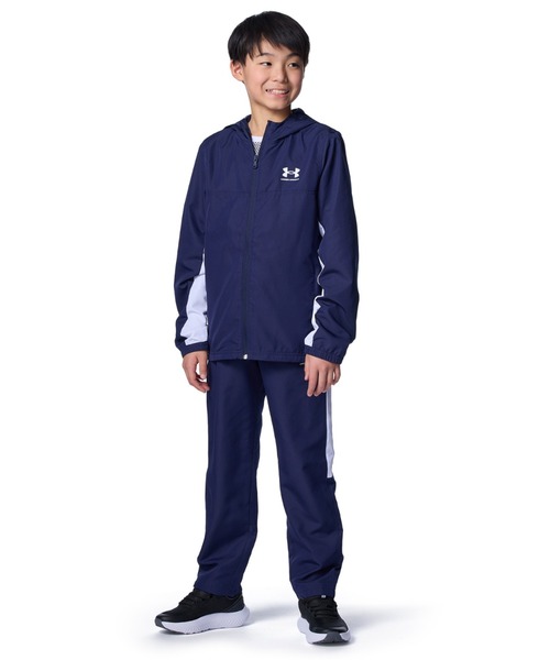 UNDER ARMOUR(アンダーアーマー)の「アンダーアーマー UAライバル ウーブン ジャケット(ナイロンジャケット・キッズ・グレー/ネイビー・130cm/140cm/150cm/160cm)」の5枚目の写真