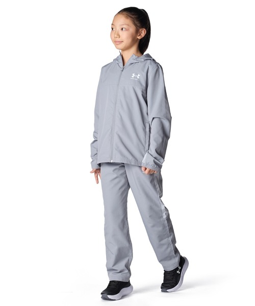 UNDER ARMOUR(アンダーアーマー)の「アンダーアーマー UAライバル ウーブン ジャケット(ナイロンジャケット・キッズ・グレー/ネイビー・130cm/140cm/150cm/160cm)」の11枚目の写真