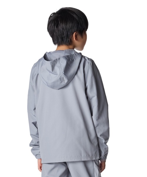 UNDER ARMOUR(アンダーアーマー)の「アンダーアーマー UAライバル ウーブン ジャケット(ナイロンジャケット・キッズ・グレー/ネイビー・130cm/140cm/150cm/160cm)」の9枚目の写真
