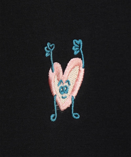 Paul Smith(ポールスミス)の「【ラウンジウェアー】“Heart Embroidery” ダンボール ロングスリーブTシャツ【853369 P7195S】(Tシャツ/カットソー・メンズ・グレー/ブラック/オレンジ・MEDIUM/LARGE)」の5枚目の写真