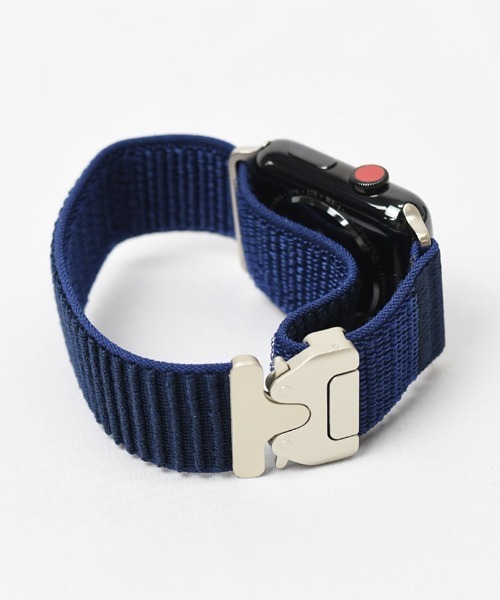 Fun & Daily（ファンアンドデイリー）の「Apple Watch Nylon Buckle Band / アップルウオッチバンド（デジタル腕時計・メンズ・ネイビー/グリーン/ブラック・A/B）」の13枚目の写真