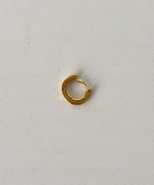 CANAL JEAN（キャナルジーン）の「Pt　【Silver925】プチフープゴールドピアス（ピアス（両耳用）・レディース・ゴールド・ONE SIZE）」の5枚目の写真