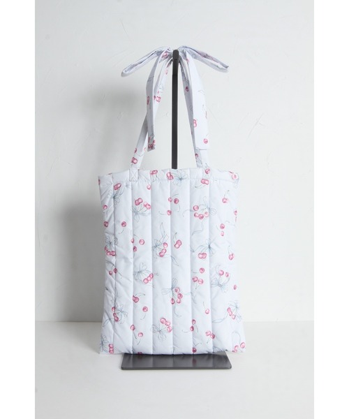 tocco closet(トッコ クローゼット)の「チェリー×リボンプリントショルダーリボントートバック(トートバッグ・レディース・ブルー/ピンク・M)」の10枚目の写真