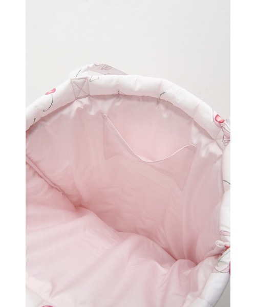 tocco closet(トッコ クローゼット)の「チェリー×リボンプリントショルダーリボントートバック(トートバッグ・レディース・ブルー/ピンク・M)」の6枚目の写真