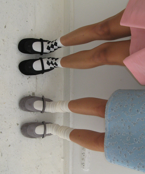 FOGGY MOODY(ポギムディ)の「Twins 0041. Symbol Mary-Jane Flats - 3colors(バレエシューズ・レディース・ライトグレー/ブラック/ブラウン・22.5cm/23cm/23.5cm/24cm/24.5cm/25cm)」の7枚目の写真