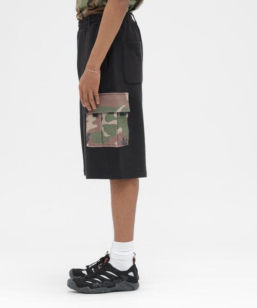 AVIREX（アヴィレックス）の「《直営店限定》 SWEAT CAMO CARGO SHORTS /  スウェット カモ カーゴ ショーツ / AVIREX / アヴィレックス（スウェットパンツ・メンズ・ブラック/グレー・LARGE/MEDIUM/X-LARGE）」の13枚目の写真
