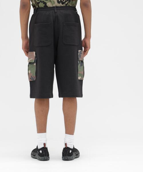 AVIREX（アヴィレックス）の「《直営店限定》 SWEAT CAMO CARGO SHORTS /  スウェット カモ カーゴ ショーツ / AVIREX / アヴィレックス（スウェットパンツ・メンズ・ブラック/グレー・LARGE/MEDIUM/X-LARGE）」の14枚目の写真