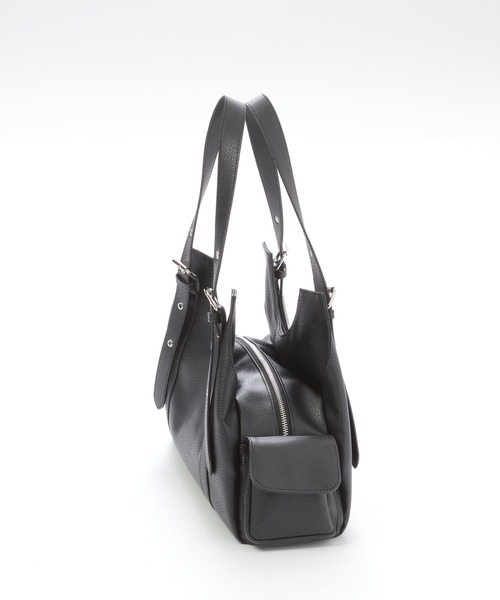 PAGEBOY(ページボーイ)の「【500mlペットボトル収納可能】ハトメベルトポケットバッグ(ハンドバッグ・レディース・ブルー/シルバー/ブラック・FREE)」の7枚目の写真
