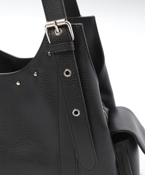 PAGEBOY(ページボーイ)の「【500mlペットボトル収納可能】ハトメベルトポケットバッグ(ハンドバッグ・レディース・ブルー/シルバー/ブラック・FREE)」の12枚目の写真
