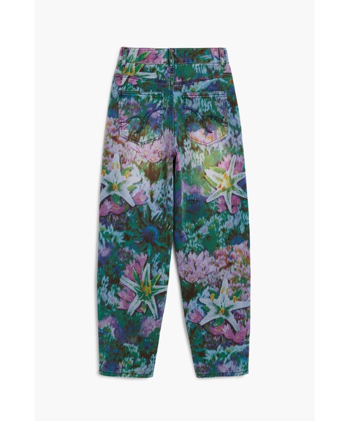 Desigual（デシグアル）の「グリーン×パープルワイルドガーデンフローラルプリントバギーカットデニムパンツ（デニムパンツ・レディース・ブルー・36/38/40/34/42/44）」の2枚目の写真