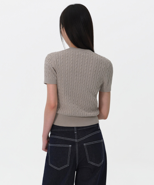 MUSINSA STANDARD WOMAN（ムシンサスタンダードウーマン）の「ウィメンズケーブルクルーネック半袖ニット[ライトウォームグレー]（ニット/セーター・レディース・その他・X-SMALL/SMALL/MEDIUM/LARGE）」の3枚目の写真