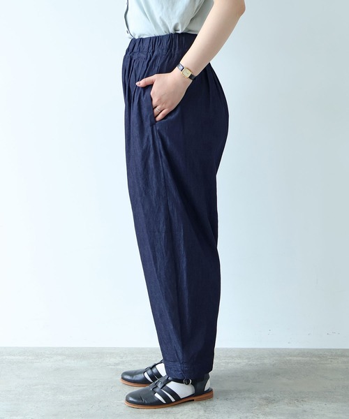 bulle de savon（ビュルデサボン）の「△5.5oz denim コクーンパンツ（その他パンツ・レディース・ネイビー・FREE）」の13枚目の写真