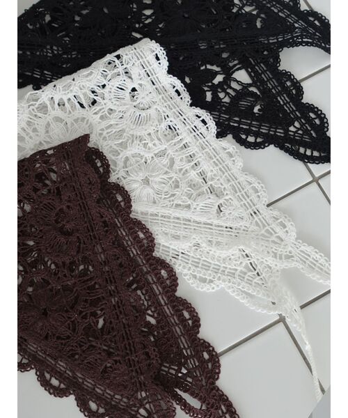 LAGUNAMOON（ラグナムーン）の「ニットレース刺繍スカーフ（その他ヘアアクセサリー・レディース・ホワイト/ブラック・FREE）」の4枚目の写真