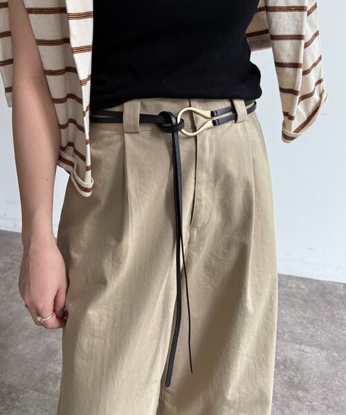 DouDou（ドゥドゥ）の「Uバックルコードベルト（ベルト・レディース・ブラック/キャメル/ベージュ・FREE）」の2枚目の写真