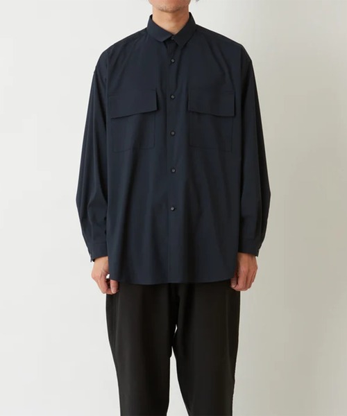 WHITE MOUNTAINEERING(ホワイトマウンテニアリング)の「【White Mountaineering / ホワイトマウンテニアリング】REGULAR COLLAR SHIRT(シャツ/ブラウス・メンズ・ブラック・1/2)」の2枚目の写真