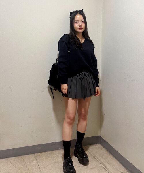 LEATHERY（レザリー）の「メロウプリーツコーデュロイスカート[ブラック]（スカート・レディース・その他・S/M）」の8枚目の写真