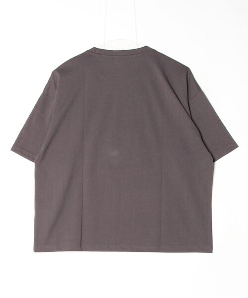 Disney(ディズニー)の「【DISNEY/ディズニー】キャラクター プリント半袖Tシャツ(WIDEシルエット)(Tシャツ/カットソー・レディース・スミクロ/オフホワイト/ミント/ラベンダー・LARGE/MEDIUM)」の5枚目の写真