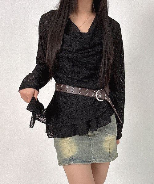 VIVID LADY(ビビッドレディー)の「レース アシンメトリー ドレープトップス(Tシャツ/カットソー・レディース・ブラック/アイボリー・FREE)」の4枚目の写真