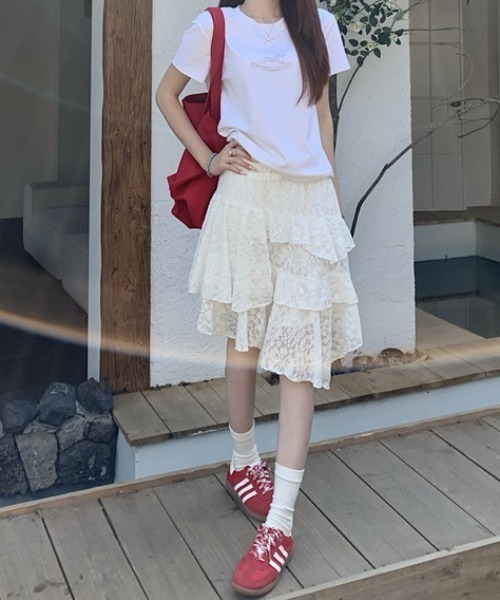 Aelina（エリナ）の「レースイレギュラーAラインスカート（スカート・レディース・ブラック/ホワイト・M/L/S）」の4枚目の写真