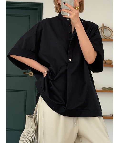 RIM.ARK(リムアーク)の「Band collar detail tops バンドカラーディテールトップス(シャツ/ブラウス・レディース・ブラック/ダークブルー/ライトイエロー・FREE)」の2枚目の写真